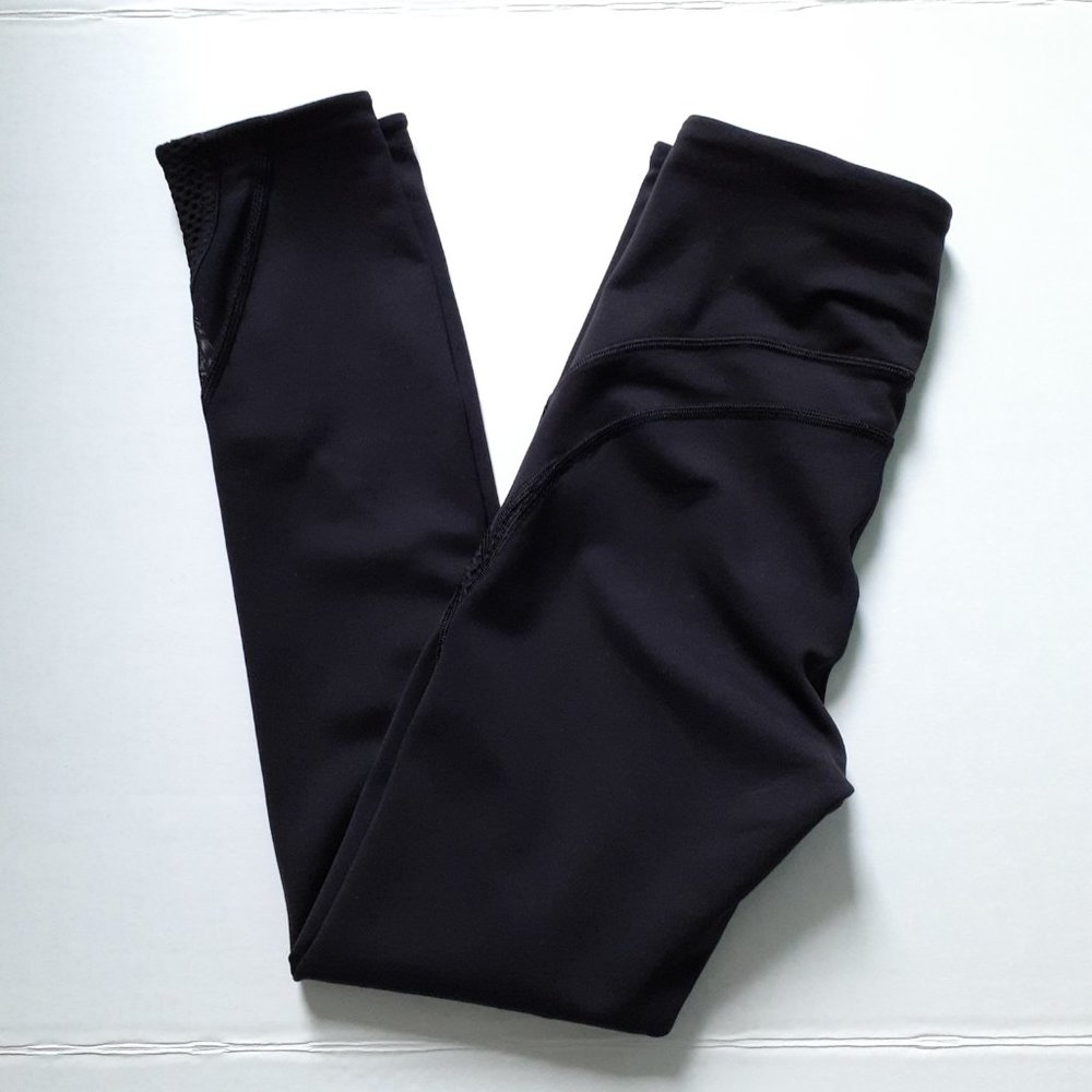 Lululemon Bootcamp Ready Tight 25" in Black Size 4
